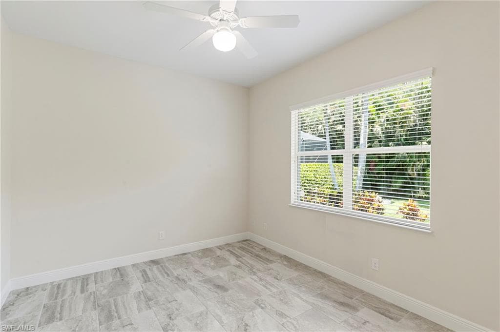 21539 Oaks Of Estero CIR, ESTERO FL 33928-31
