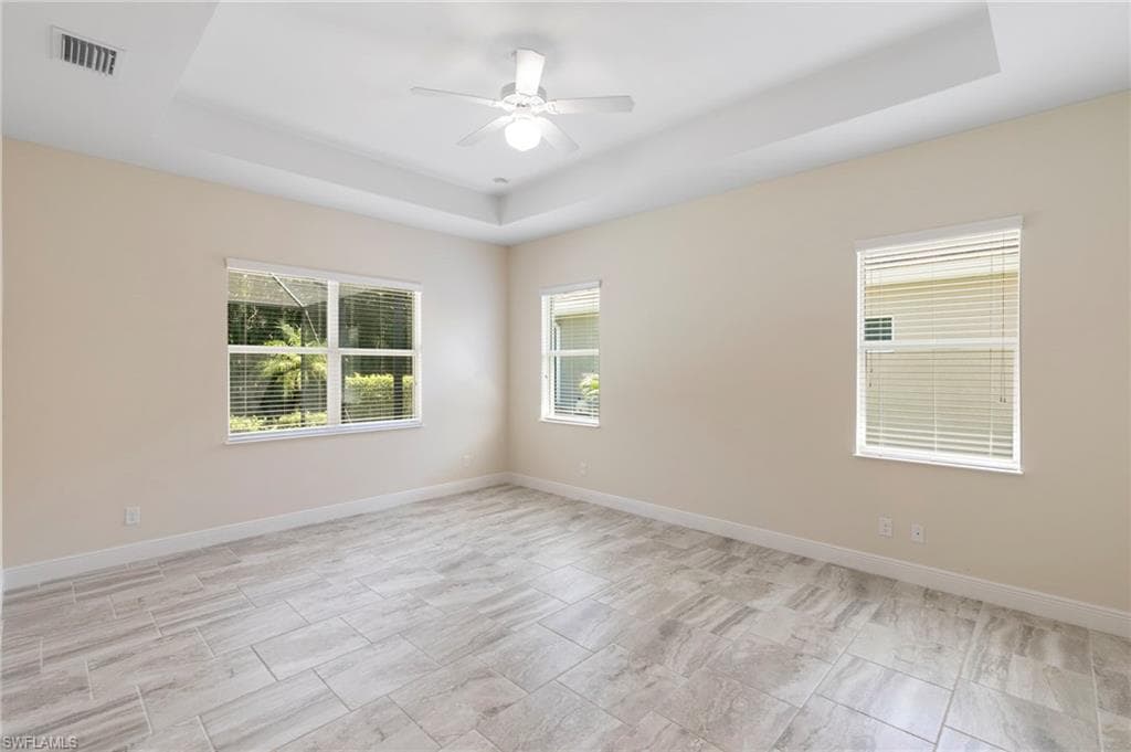 21539 Oaks Of Estero CIR, ESTERO FL 33928-19