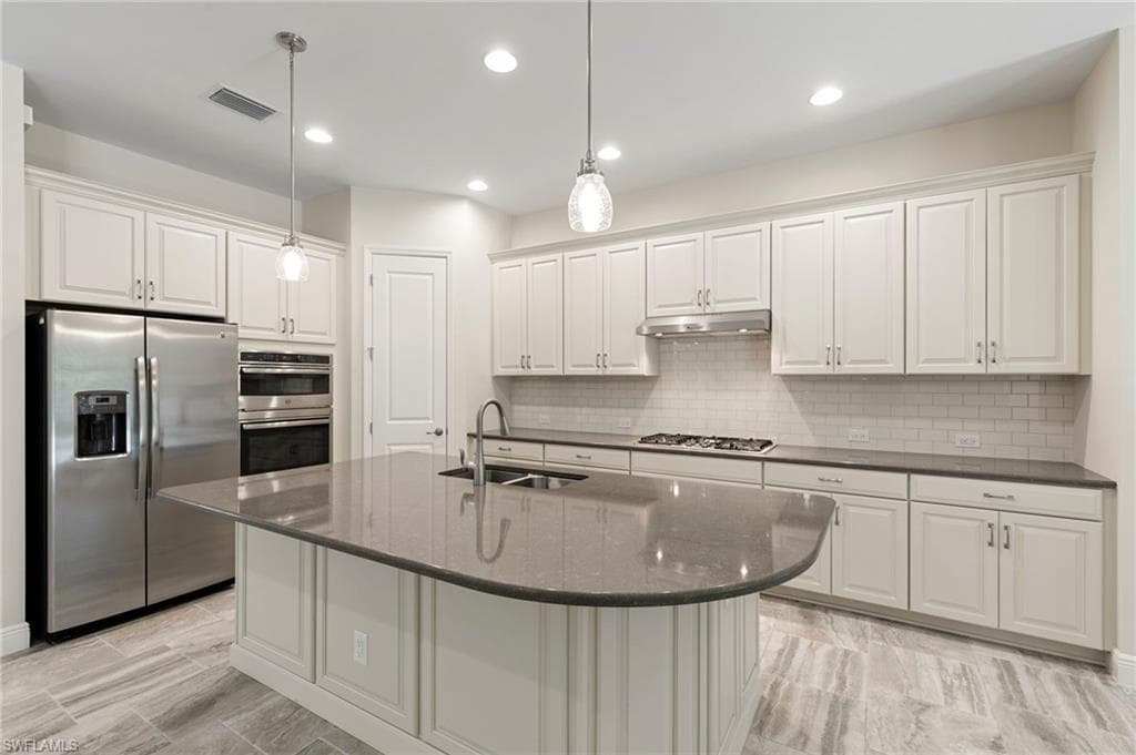 21539 Oaks Of Estero CIR, ESTERO FL 33928-13