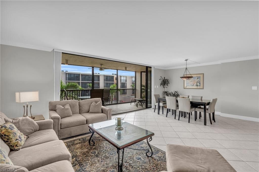 1401 Middle Gulf DR # 302L, SANIBEL FL 33957-12