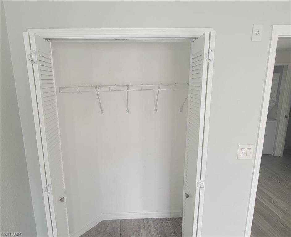 8313 Bernwood Cove LOOP # 1211, FORT MYERS FL 33966-18