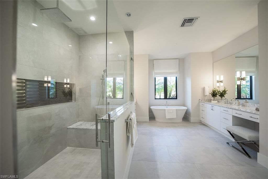 2950 Coco Lakes WAY-19