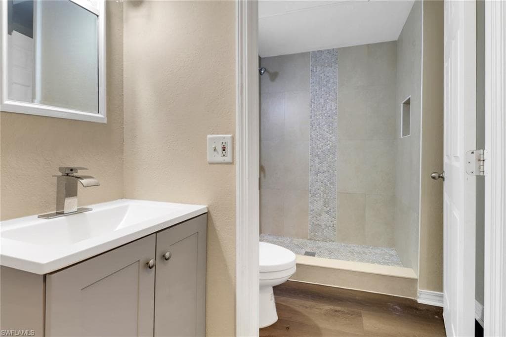5214 Treetops DR # I, NAPLES FL 34113-16