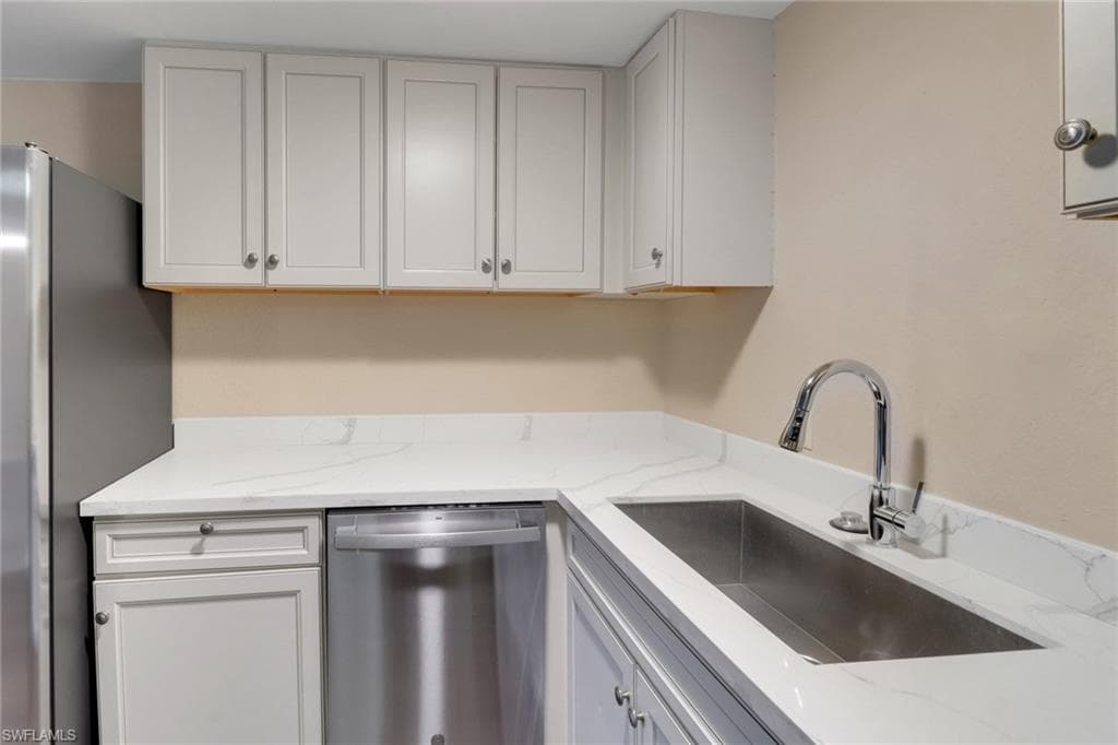 5214 Treetops DR # I, NAPLES FL 34113-7