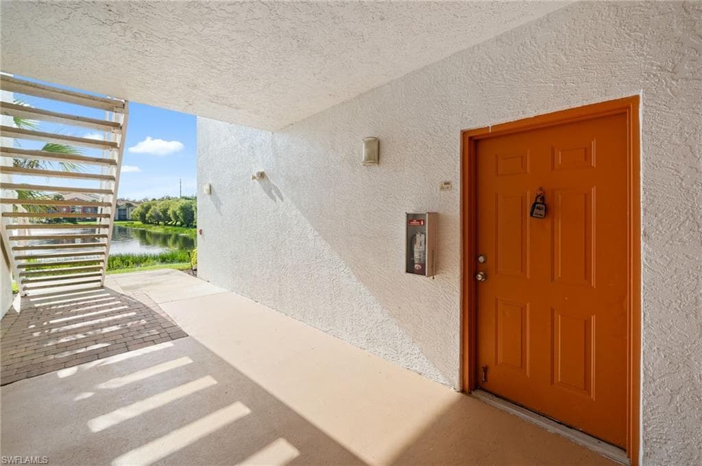 6360 Aragon WAY # 105, FORT MYERS FL 33966-28