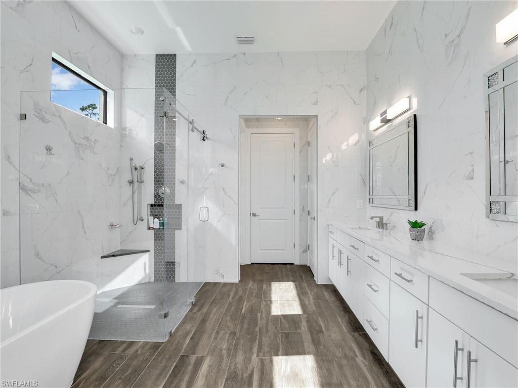 19679 Panther Island BLVD, ESTERO FL 33928-22