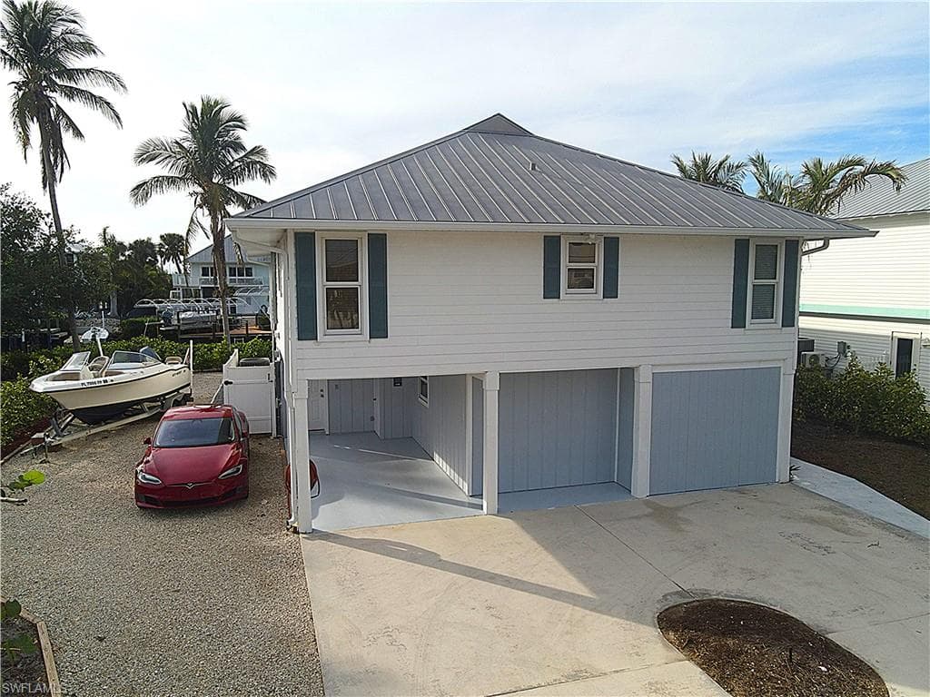 16303 Shoal CT, BOKEELIA FL 33922-1