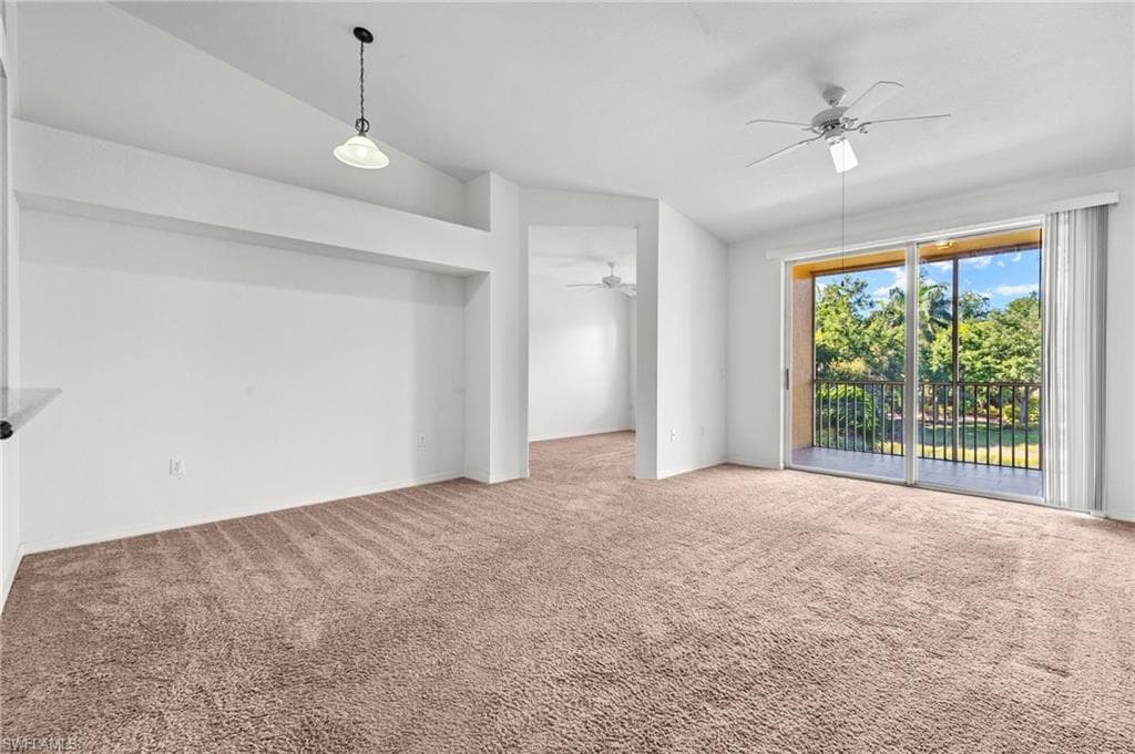 20140 Estero Gardens CIR # 206, ESTERO FL 33928-5