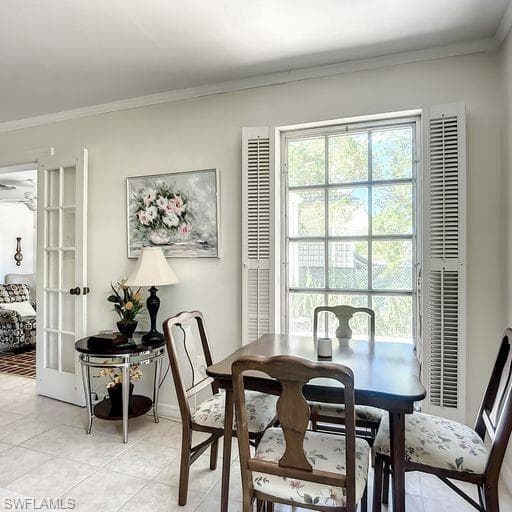 650 S Golf DR, NAPLES FL 34102-12