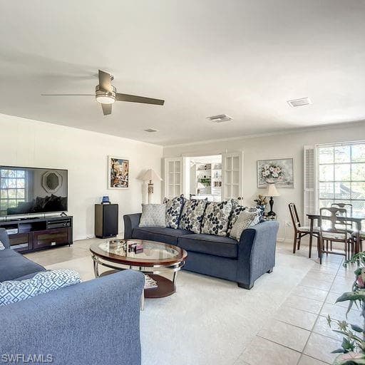 650 S Golf DR, NAPLES FL 34102-11