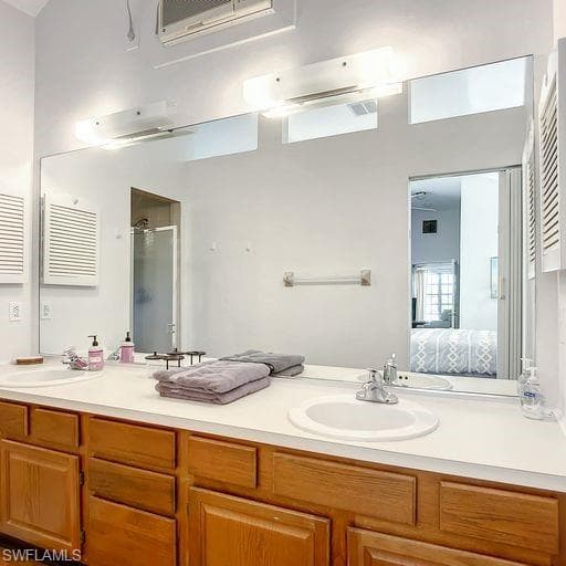 650 S Golf DR, NAPLES FL 34102-31