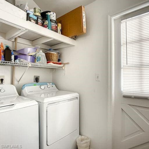 650 S Golf DR, NAPLES FL 34102-43