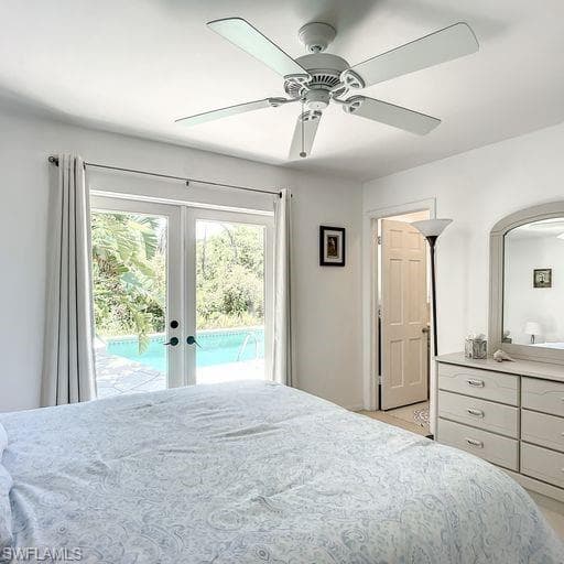 650 S Golf DR, NAPLES FL 34102-34