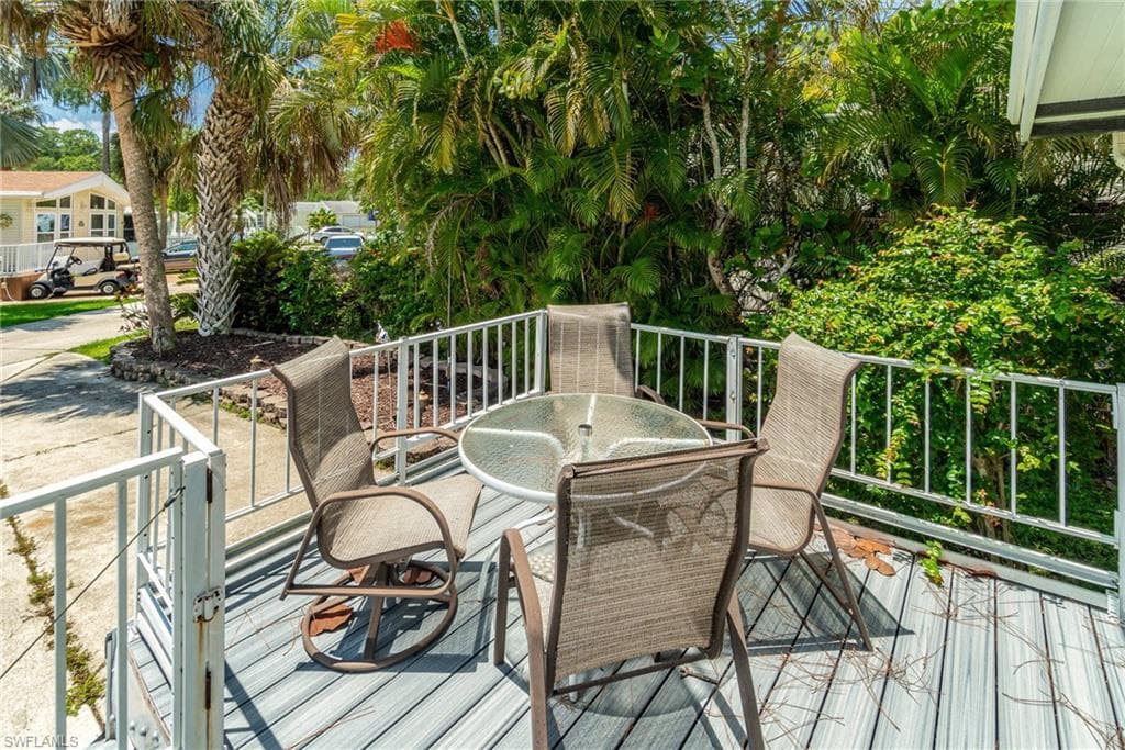 10839 Barred Owl CIR, ESTERO FL 33928-4