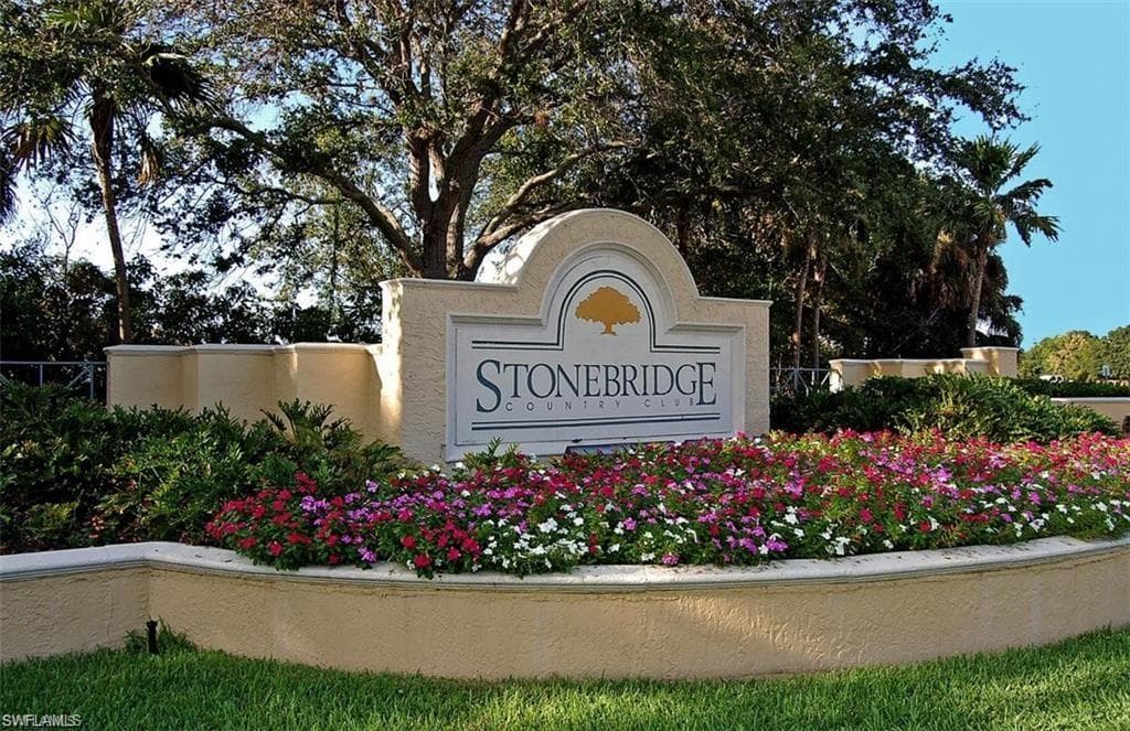 1980 Willow Bend CIR # 204, NAPLES FL 34109-15