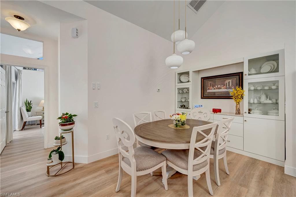 4211 Covey CIR # 22C, NAPLES FL 34109-14