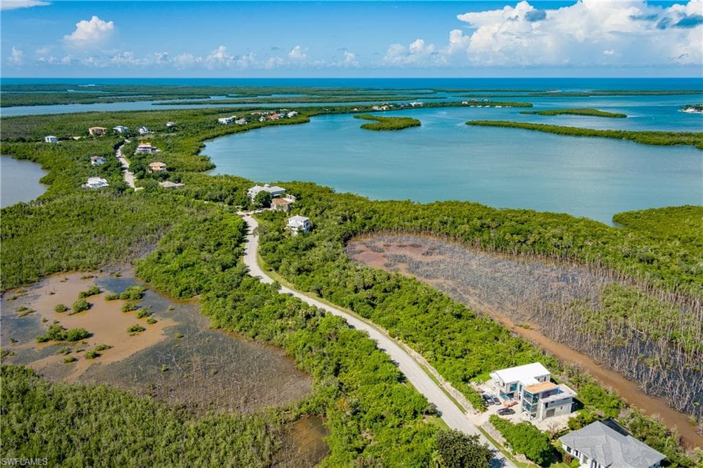 809 Whiskey Creek DR, MARCO ISLAND FL 34145-5