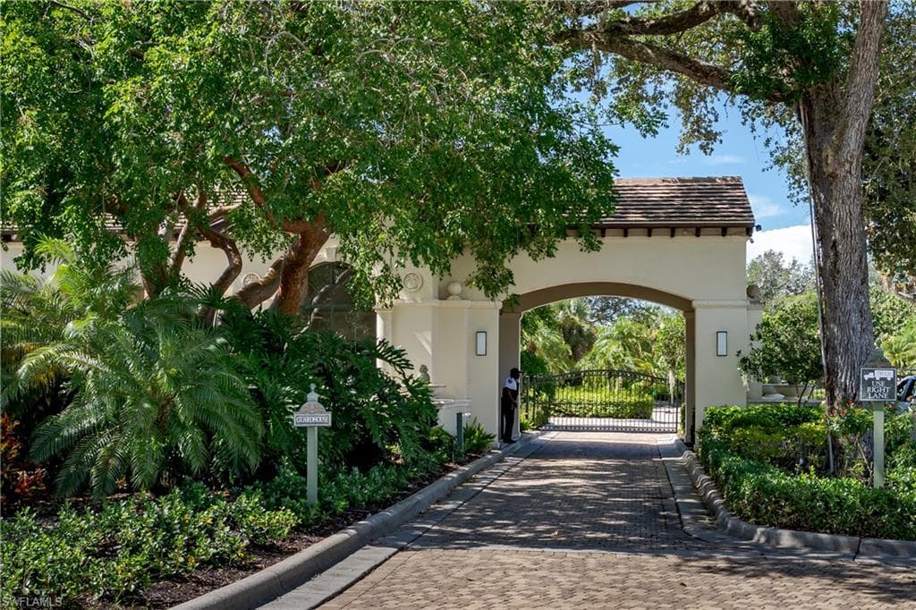 815 Whiskey Creek DR, MARCO ISLAND FL 34145-14