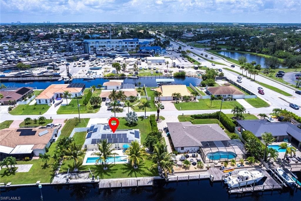 130 Placid DR, FORT MYERS FL 33919-32