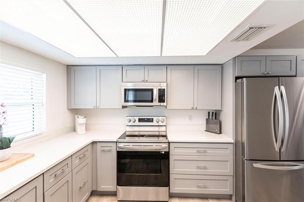 130 Placid DR, FORT MYERS FL 33919-10