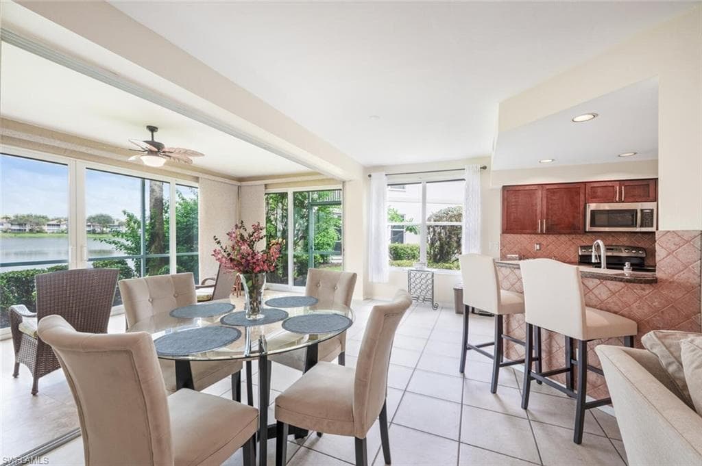 7762 Gardner DR # 102, NAPLES FL 34109-8