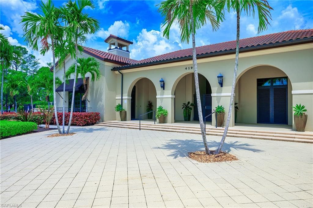 4604 Abaca CIR, NAPLES FL 34119-31