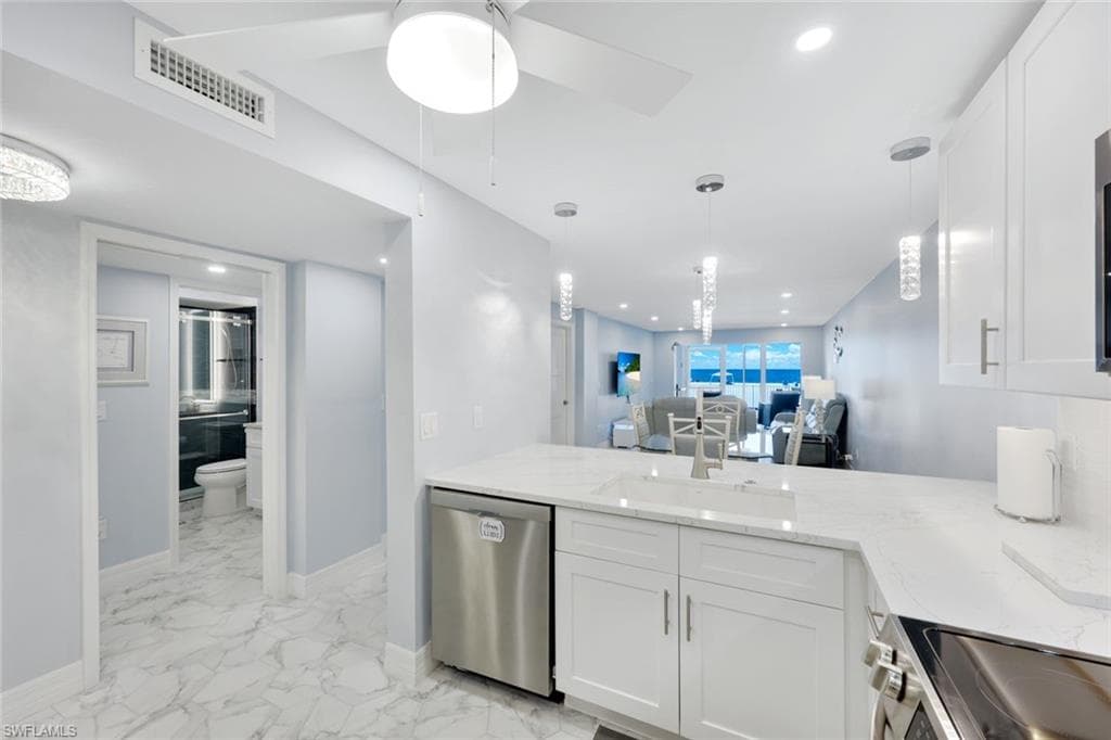 26000 Hickory BLVD # 105, BONITA SPRINGS FL 34134-6