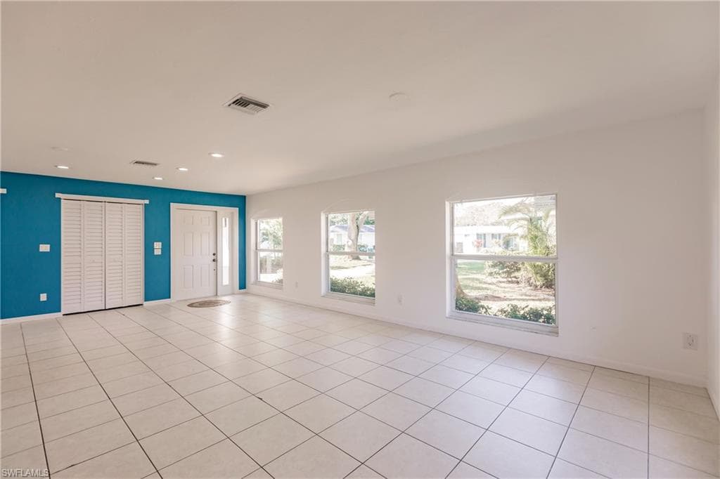 217 Yorkshire CT # 2, NAPLES FL 34112-6