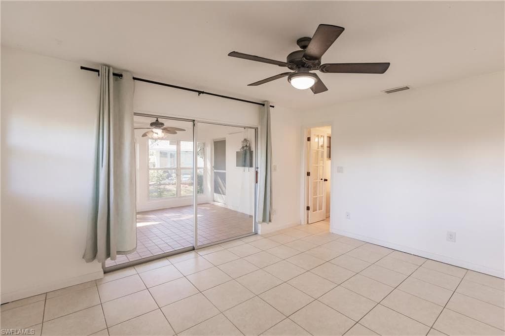 217 Yorkshire CT # 2, NAPLES FL 34112-17
