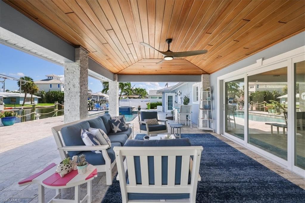 221 Albatross ST, FORT MYERS BEACH FL 33931-31