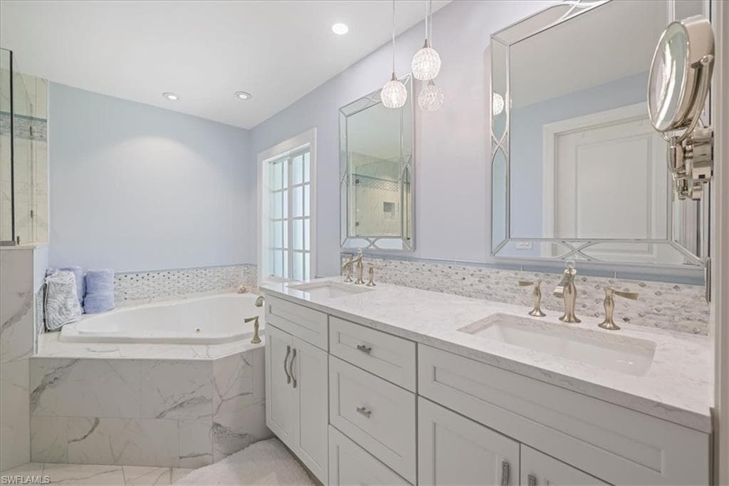 221 Albatross ST, FORT MYERS BEACH FL 33931-19