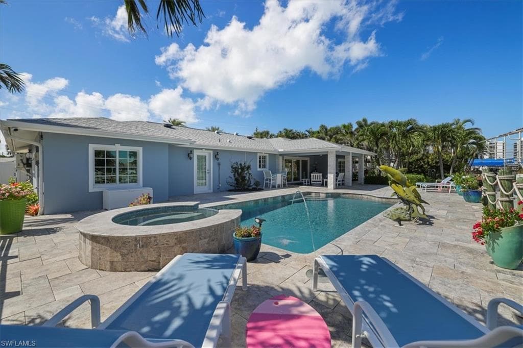 221 Albatross ST, FORT MYERS BEACH FL 33931-36