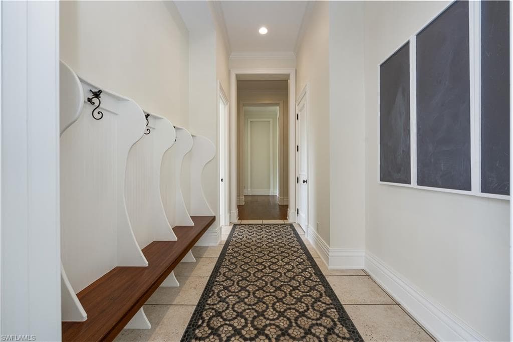 2263 Coach House LN, NAPLES FL 34105-26