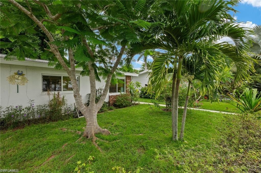 817 Courtington LN # 2, FORT MYERS FL 33919-3