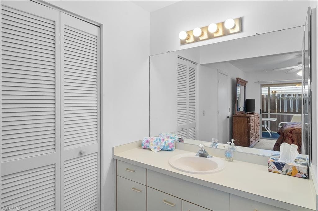 3364 Timberwood CIR, NAPLES FL 34105-11