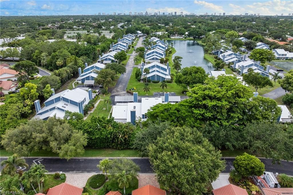 3364 Timberwood CIR, NAPLES FL 34105-32