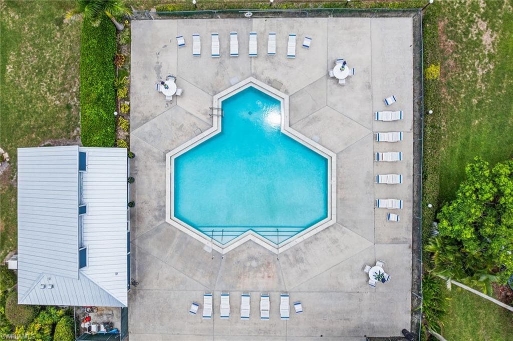 3364 Timberwood CIR, NAPLES FL 34105-30