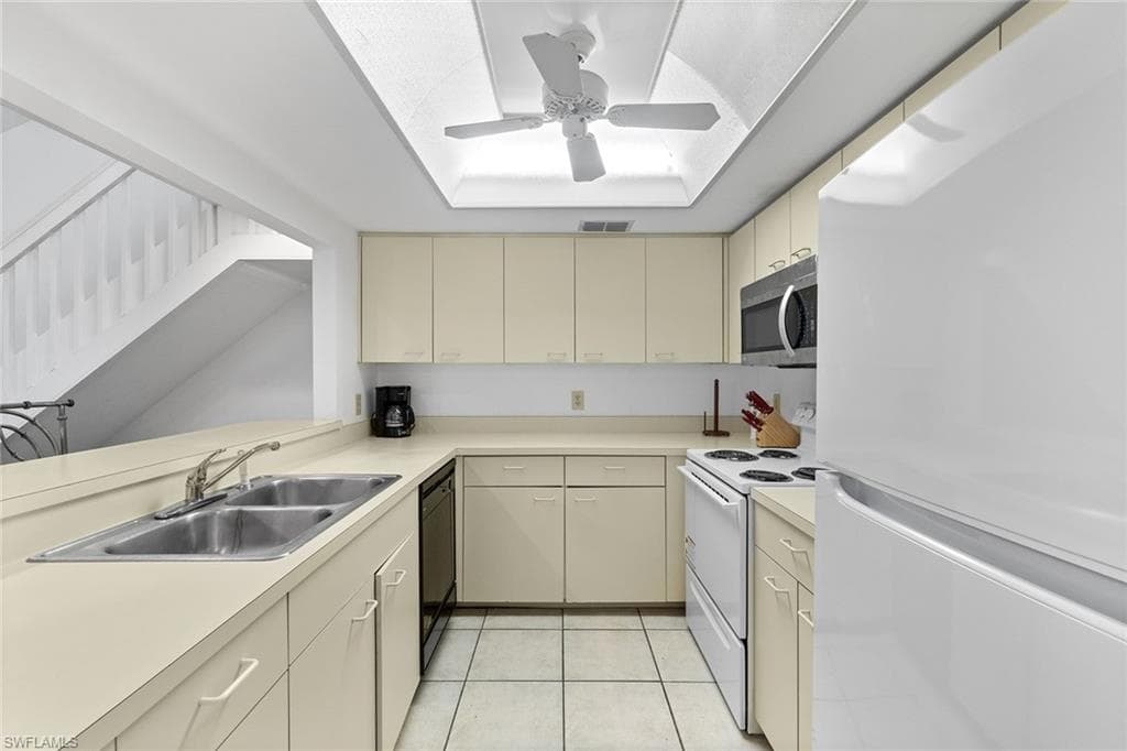 3364 Timberwood CIR, NAPLES FL 34105-7