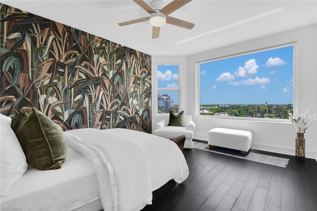 435 Dockside DR # B702, NAPLES FL 34110-17