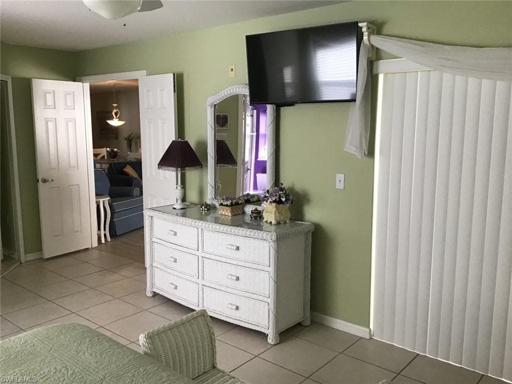 28861 Bermuda Lago CT # 105, BONITA SPRINGS FL 34134-15