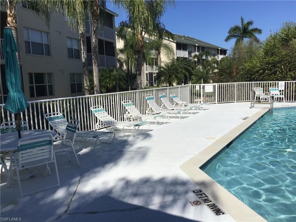 28861 Bermuda Lago CT # 105, BONITA SPRINGS FL 34134-27