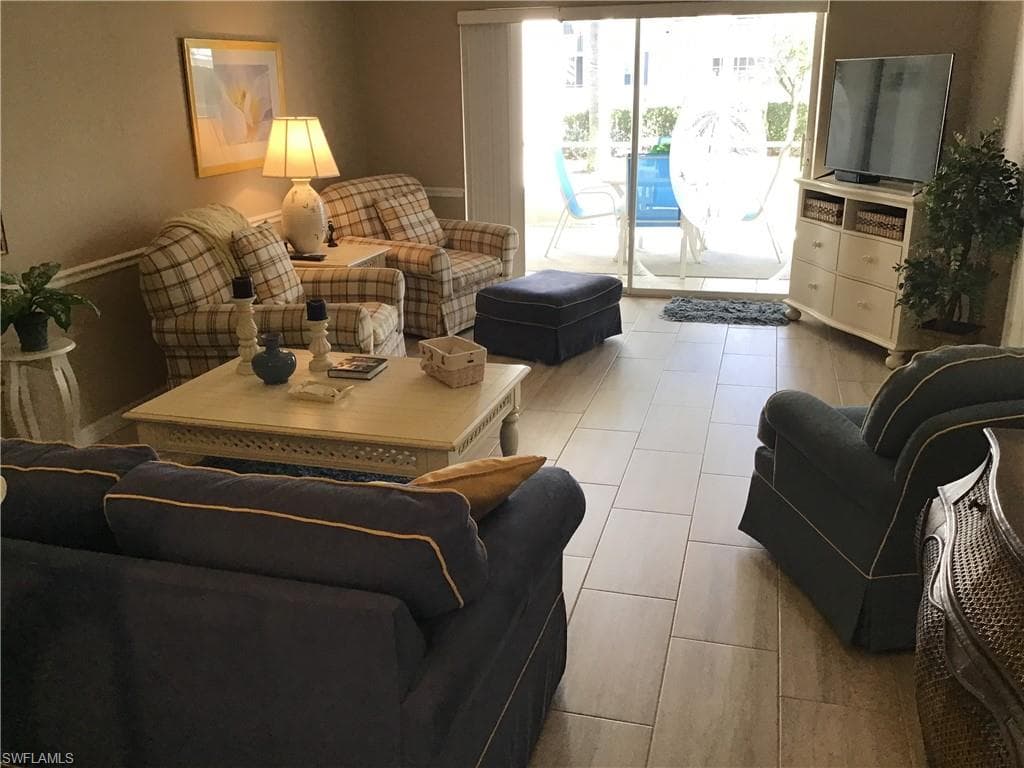 28861 Bermuda Lago CT # 105, BONITA SPRINGS FL 34134-10