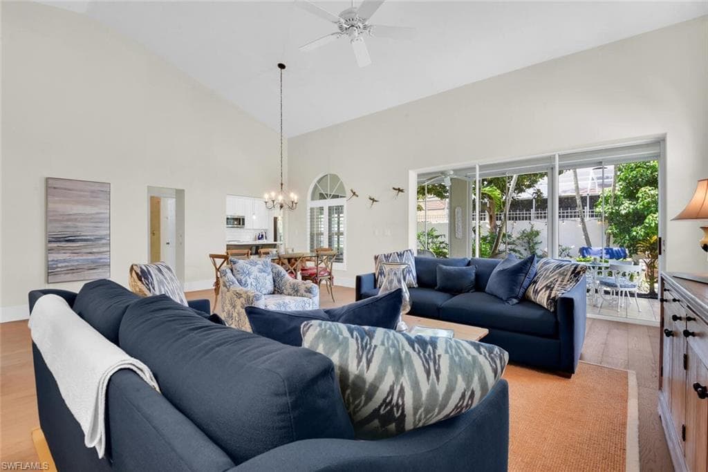 2124 Paget CIR # 1, NAPLES FL 34112-6