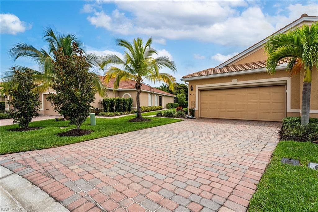 4334 Dutchess Park RD, FORT MYERS FL 33916-1