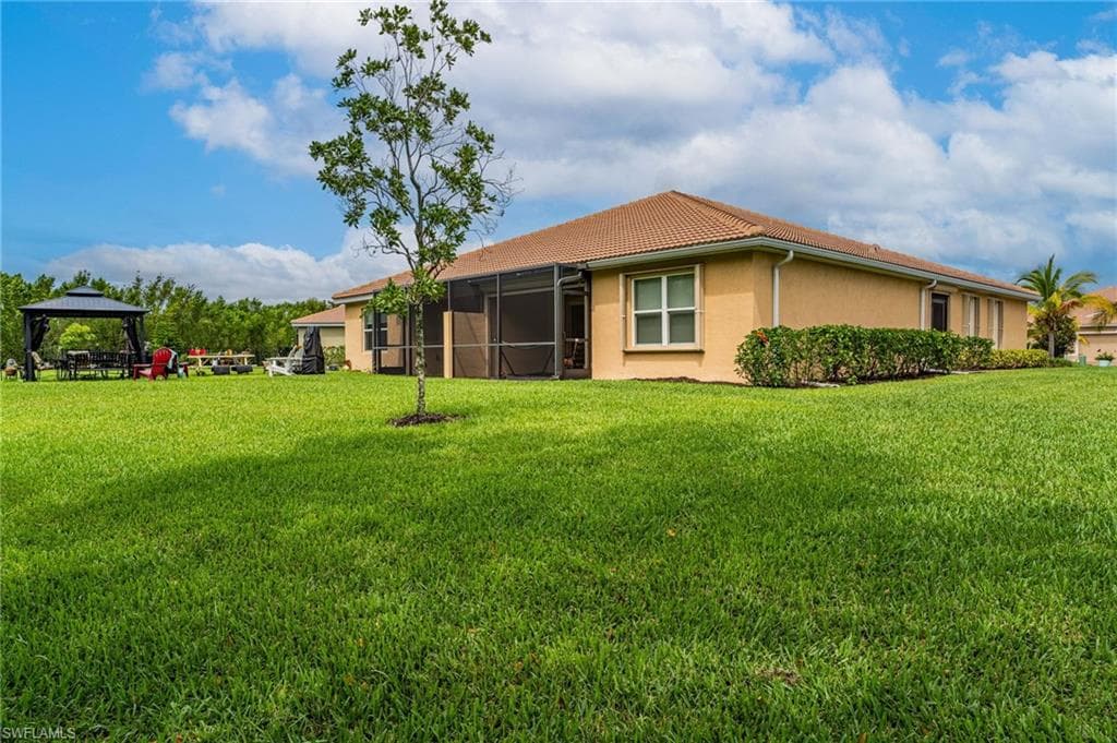 4334 Dutchess Park RD, FORT MYERS FL 33916-25
