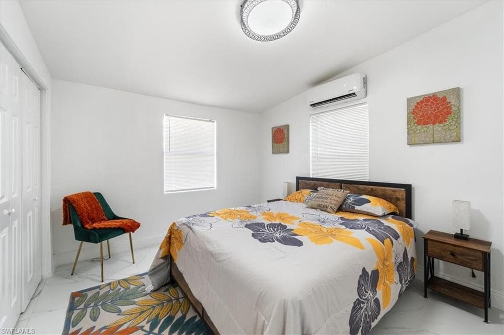 3064 Connecticut AVE, NAPLES FL 34112-11