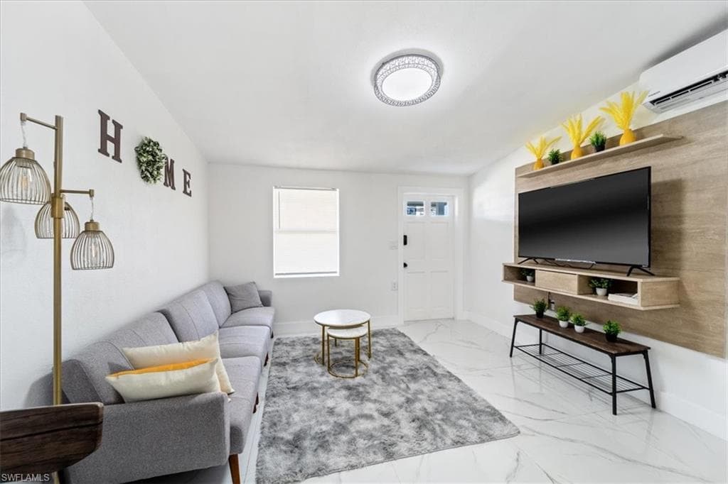 3064 Connecticut AVE, NAPLES FL 34112-4