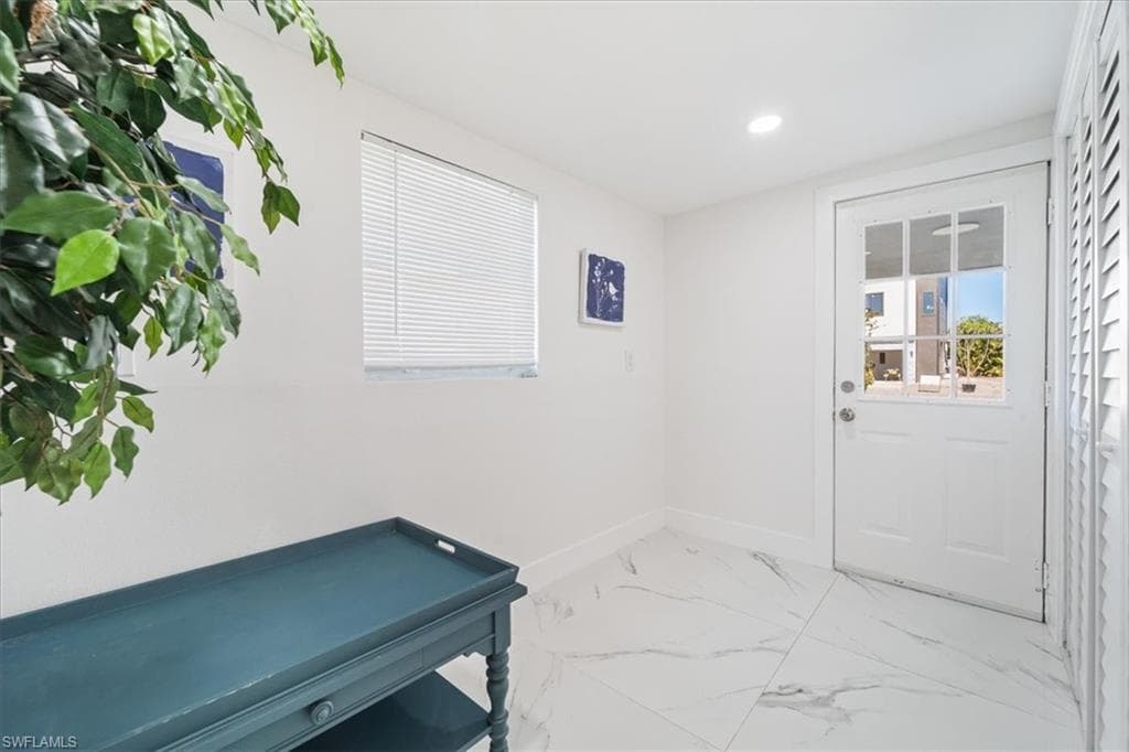 3064 Connecticut AVE, NAPLES FL 34112-19