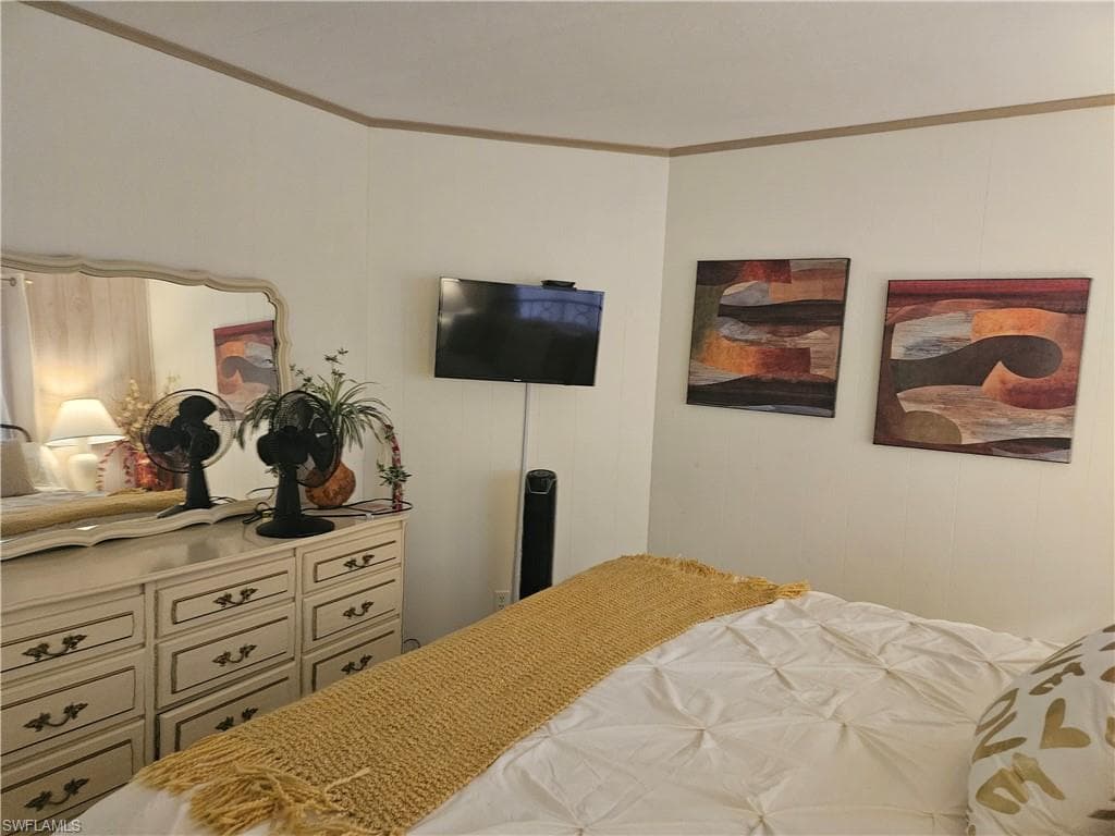 9 Amethyst AVE # 9A, NAPLES FL 34114-25