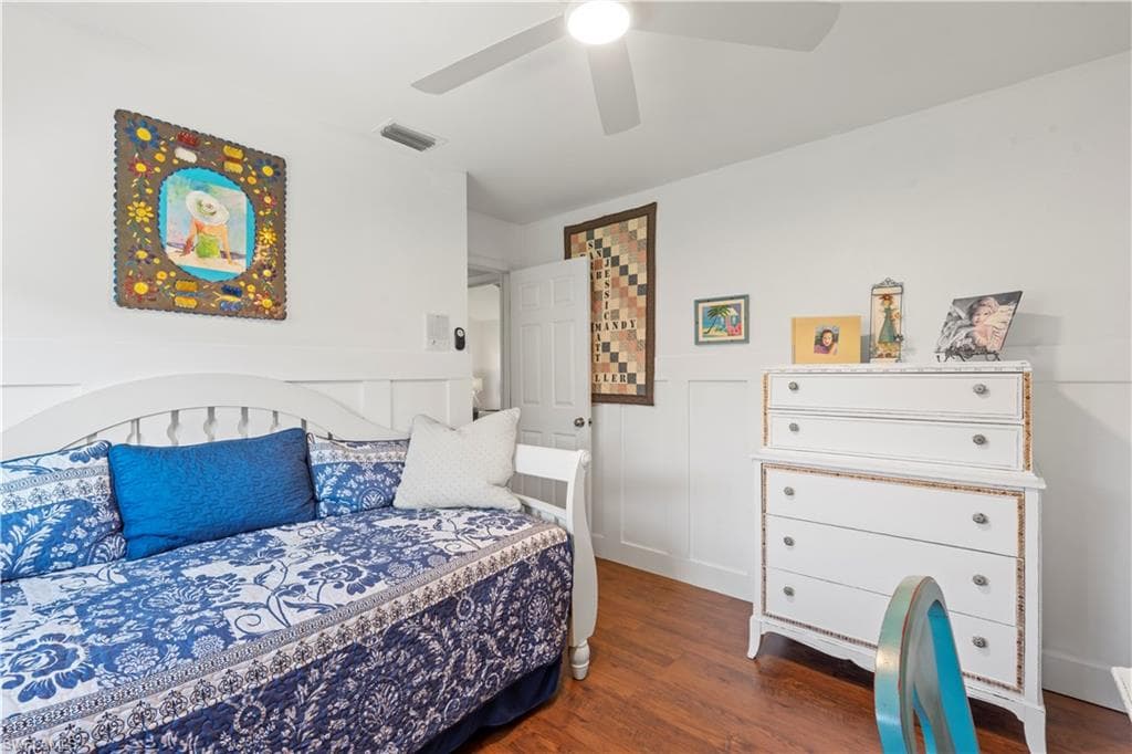 9967 Country Oaks DR-23